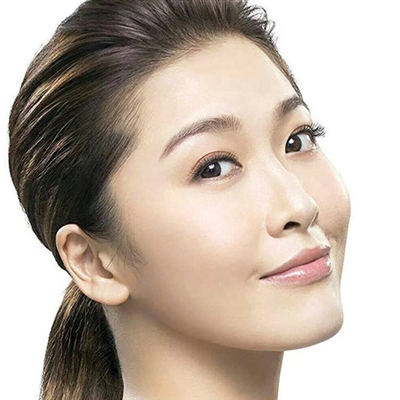 Niki Chow